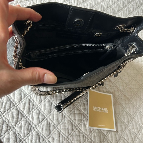 Michael Kors Shoulder Bag - Picture 9 of 9